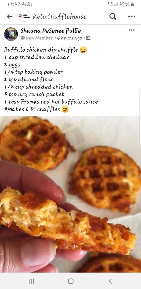 Buffalo chicken dip chaffle Buffalo Chicken Chaffle, Chicken Chaffle, Waffle Iron Recipes, Waffle Maker Recipes, Chicken Dip, Chicken Dips, Buffalo Chicken Dip, Waffle Maker, Keto Bread