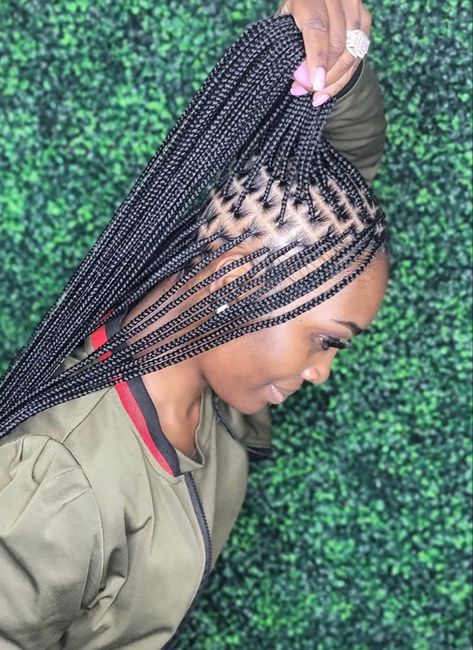 Small Knotless Braids Hairstyles, Cute Weave Hairstyles, Small Knotless Braids, Knotless Braids Hairstyles, Kimono Jumpsuit, Blouse For Wedding, Small Knotless, Knotless Box Braids, Box Braids Hairstyles For Black Women