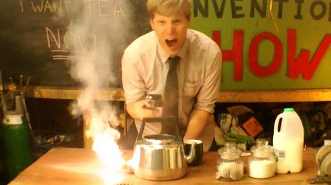 Colin Furze’s Thermite Kettle boils water faster than ever Colin Furze, Weird Inventions, Dangerous Games, Strong Quotes, Work Quotes, Cup Of Tea, Social Media Quotes, Viral Videos, Tea Cups