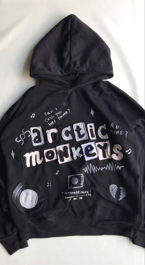 Arctic Monkeys Sweater, Arctic Monkeys Fit, Random Stuff To Buy, Arctic Monkeys Hoodie, Arctic Monkeys Art, Arctic Monkey, Cute Hoodies, Hoodie Ideas, Hoodie Aesthetic