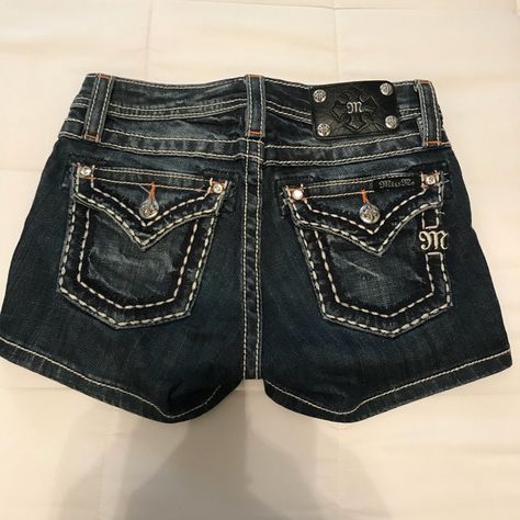 Lightly Worn Shorts! Look Brand New! Dark Blue Jean Shorts Outfit, Emo Shorts, Blue Jean Shorts Outfit, 2000s Shorts, Low Waisted Shorts, Shorts Low Rise, Miss Me Shorts, Y2k Shorts, 2000s Fashion Outfits