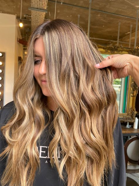 Autumn Balayage, Toffee Hair Color, Fall Bronde Balayage, Caramel Blonde Hair, Bronde Balayage, Bronde Hair, Caramel Blonde, Jet Black Hair, Balayage Color