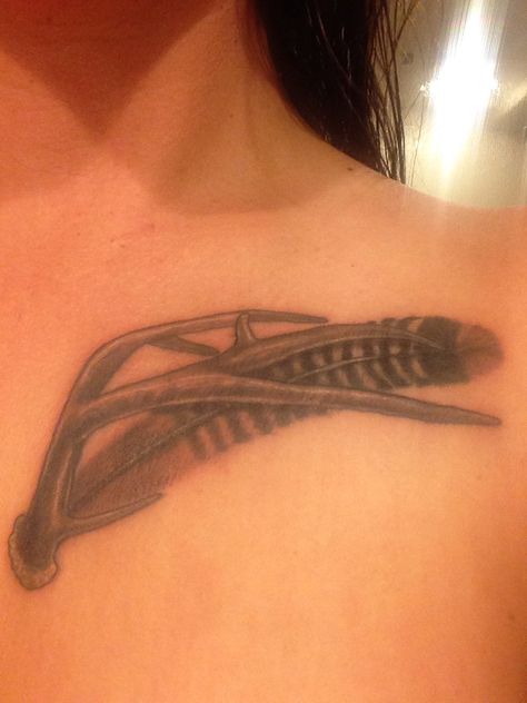 My mule deer and turkey feather tattoo. Cross Feather Tattoo, Pheasant Feather Tattoo, Turkey Feather Tattoo, Turkey Tattoo, Deer Antler Tattoo, Turkey Tattoos, Feather Tattoo For Men, Antler Tattoo, Hunting Tattoos