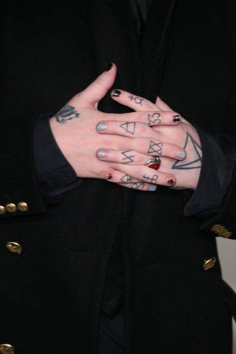 Marilyn Manson Tattoo, Brian Warner, Tattoo Project, Marilyn Manson, Body Modifications, Henna Tattoo, Hand Tattoos, I Hope, Tattoos