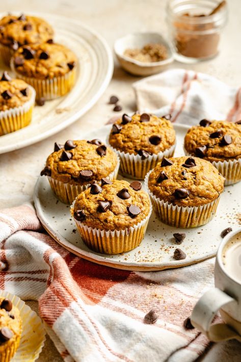 Leftover Pumpkin Puree, Flax Muffins, Pumpkin Banana Muffins, Flaxseed Meal, Leftover Pumpkin, Pumpkin Banana, Healthy Pumpkin, Chocolate Chip Muffins, Delicious Pumpkin