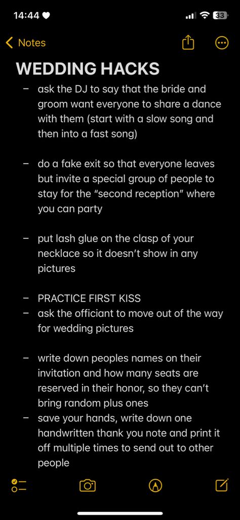 Wedding Tips Hacks, Random Wedding Ideas, Wedding Diy Ideas Cheap, Wedding Things To Do, Unique Things To Do At Your Wedding, Private Wedding Ideas, Cheap Wedding Hacks, Wedding Night Ideas, Wedding Invitation Hacks