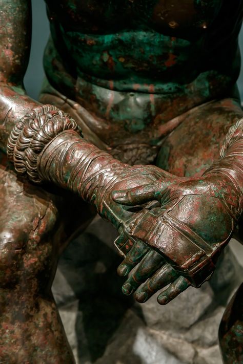 Boxer at Rest, Hellenistic Bronze of the 4th century BC. Museo Nazionale Romano, Rome. Seated Boxer, Boxer At Rest, Boxer Aesthetic, Ruth Gordon, African American History Facts, The Boxer, Greek Art, African American History, History Facts