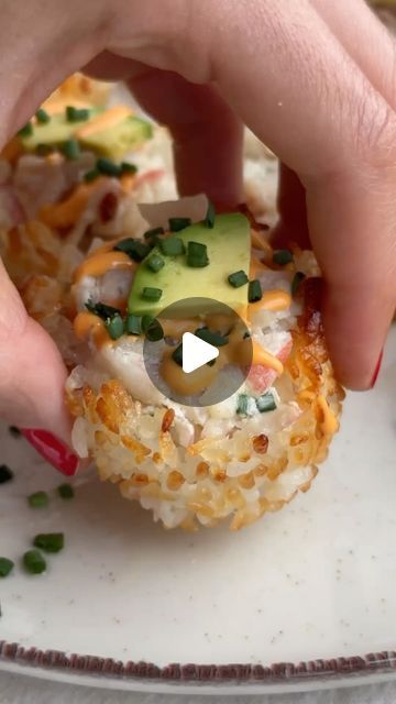 Crispy Rice Sushi, Crispy Rice Recipe, Sushi Cups, Rice Crispies Recipe, Rice Cups, Spicy Mayo Recipe, Cup Shapes, Offset Spatula, Rice Sushi