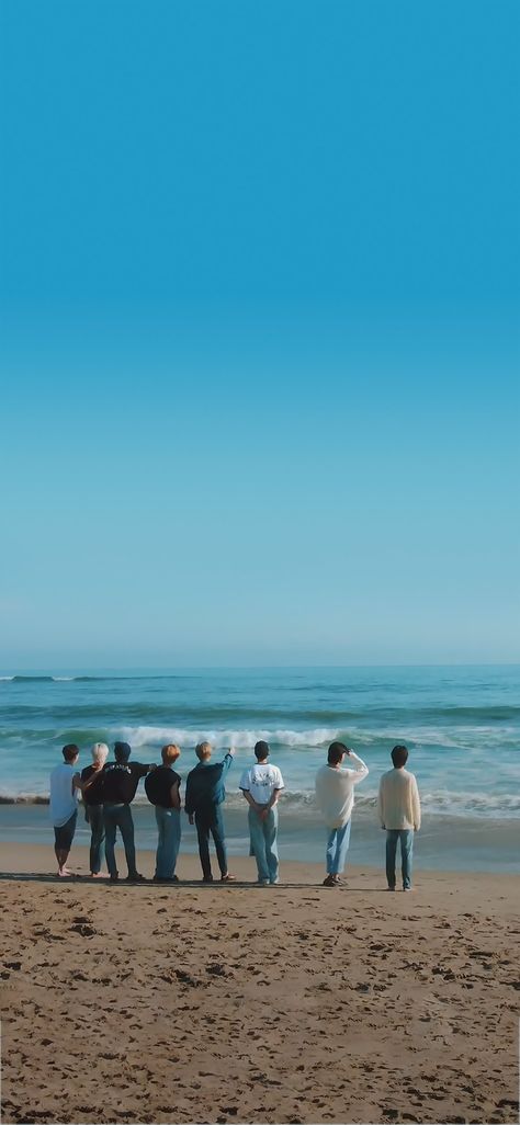 Kidcore Art, Stray Kids Wallpaper, Straykids In, Beach Icon, Birthday Wallpaper, Kids Background, Kids Groups, Walk On Water, Beach Wallpaper