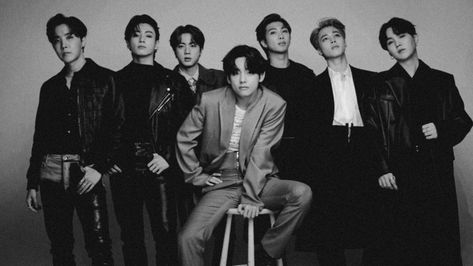 .·͙☽ on Twitter: "📸 bts for dicon with kim taehyung as center oh my heart… " Bts Laptop Wallpaper, Bts Black And White, Bts Header, Bts Backgrounds, Bts Group Photos, Bts Concept Photo, Black And White Posters, Boy Band, Bts Group