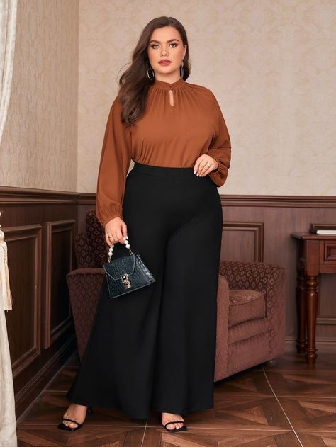 Plus Size Business Attire, Knit Wide Leg Pants, Beige Hose, Shein Plus Size, Wide Leg Pants Plus Size, Plus Size Cocktail Dresses, Look Plus Size, Stylish Work Attire, Chique Outfits