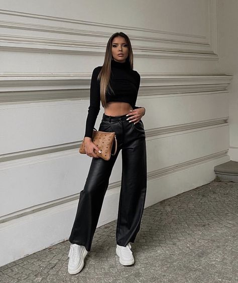 Loose Leather Pants Outfit, Loose Leather Pants, Leather Pants Outfit, Purple Nails, Pants Outfit, Trousers Women, Leather Pants, Pu Leather, High Waisted