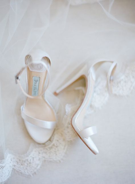 Silver Bridesmaid Shoes, Comfortable Wedding Heels, Simple Wedding Shoes, Shoes Wedding Heels, Bride Heels, Wedding Shoes For Bride, Bride Personalized, Shoes For Wedding, Shoes For Bride