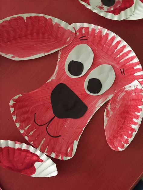 Clifford paper plates Pet Preschool Crafts, Preschool Pet Art, Dog Toddler Craft, Clifford Preschool Craft, Clifford Preschool Activities, Clifford Crafts Preschool, Clifford Art Preschool, Paper Plate Dog Craft, Preschool Puppy Craft