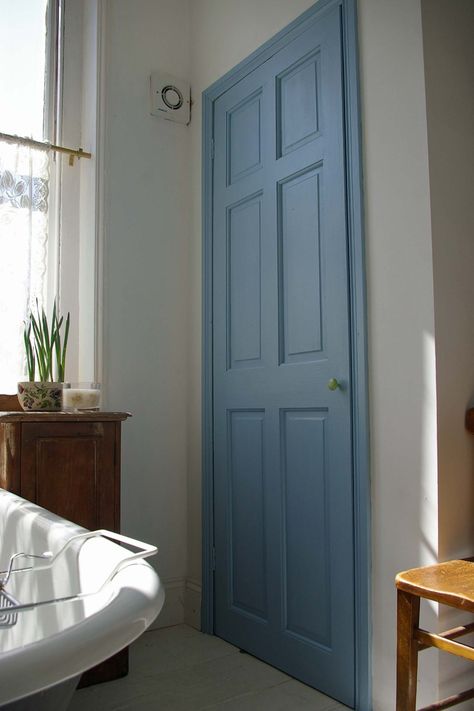 Farrow & Ball Lulworth Blue Door - great idea to add some colour by painting internal doors or wardrobe doors Farrow And Ball Front Door, Farrow And Ball Lulworth Blue, Lulworth Blue, Blue Interior Doors, Home Accessories Uk, Closet Door Makeover, Trendy Door, Blue Front Door, Double Doors Interior