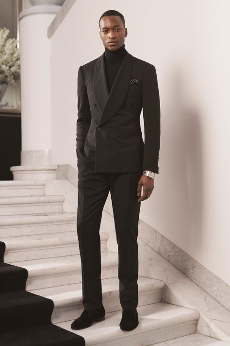 Ralph Lauren Fall 2020, Turtleneck Suit, All Black Suit, Black Outfit Men, Ralph Lauren Suits, Black Suit Men, Ralph Lauren Fall, Classy Suits, Costume Noir