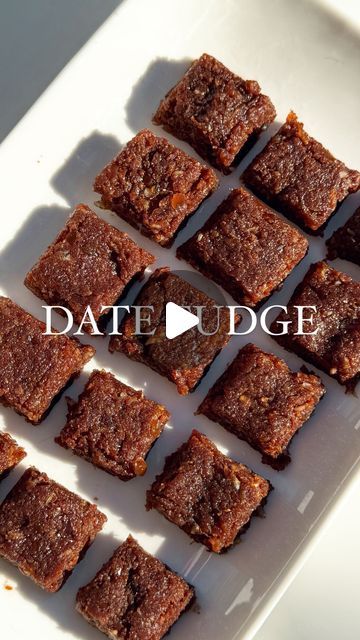 Grace Wagner on Instagram: "HEALTHY DATE FUDGE😍 If you have a sweet tooth this healthy date fudge is the easiest way to satisfy it! You only need 4 ingredients and a few minutes to make this nutritious and delicious treat🙌🏻 Recipe: -1 cup dates, pitted -1/2 cup almond butter -2 tbsp cacao powder -1/4 cup shredded coconut How to: -Soak dates in hot water for 10-15, strain water and dry dates -Add all ingredients to a food processor and pulse until a dough forms -Line a small square dish with parchment paper and firmly press mixture into dish -Place in fridge for at least an hour and cut into small squares -Store leftovers in an air tight container in fridge Tag me if you try this recipe!💚 #easyhealthyfood #healthyrecipes #datesfruit #healthydessert #healthydesserts #healthydessertrec Date Fudge Recipe, Date Dessert Recipes, Date Fudge, Dried Dates, Date Recipes, Cacao Powder, Fudge Recipes, Shredded Coconut, Food Processor