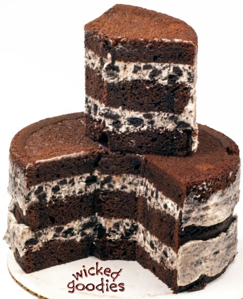 Cookies and Cream Cake Filling Recipe - Wicked Goodies Cookie And Cream Filling For Cakes, Cookies N Cream Cake Filling, Oreo Filling Recipe For Cake, Cookies And Cream Cake Filling Recipe, Cake Filling Recipes For Chocolate Cake, Oreo Cream Filling For Cake, Chocolate Cake With Oreo Filling, Oreo Buttercream Filling, Oreo Filling For Cake