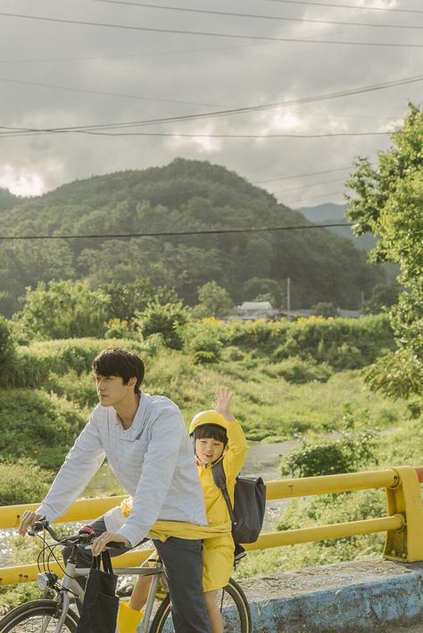 Be With You / So Ji Sub / Son Ye Jin Korean Movie Aesthetic, Korean Movie Scene, Son Ye Jin, Movie Aesthetic, Movies Quotes Scene, Weightlifting Fairy, Be With You Movie, Web Drama, So Ji Sub