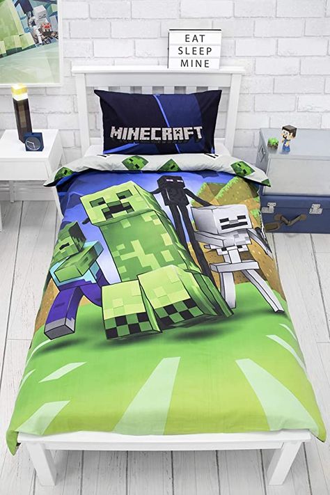 Minecraft Creeps Single Duvet Cover Officially Licensed Reversible Two Sided Creeper Design with Matching Pillowcase, Polycotton, Blue: Amazon.com.au: Home Beautiful Bedroom Inspiration, Kids Rooms Shared, Gaming Bedroom, Cama Individual, Cool Comforters, Minecraft Bedroom, Kids Duvet Cover, Quilted Duvet Cover, Single Duvet Cover