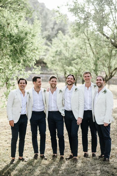 White Linen Groomsmen Attire, Groom Mates Outfit, Italy Wedding Groomsmen, Summer Groomsmen Attire Outdoor Weddings, Bali Wedding Groomsmen, Groom Linen Beach Wedding, Mexico Wedding Groomsmen, Linen Groomsmen Attire, Summer Wedding Suits Groom