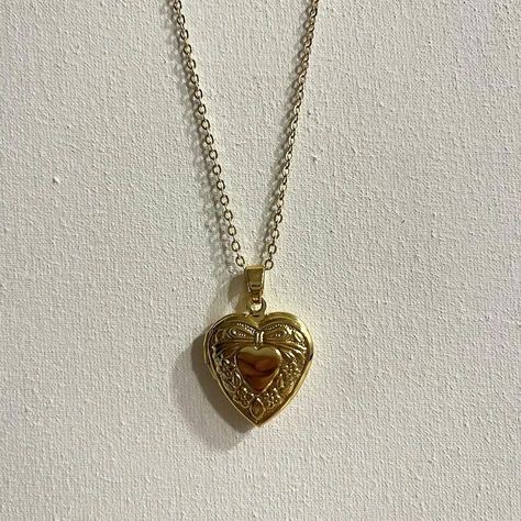 Heart locket necklace