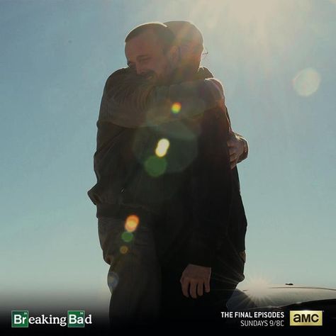 I want to believe this hug is geniune...but I just can't.   #BreakingBad #Walt #Jesse #Hug #Confessions Breaking Bad Actors, Breaking Bad Tv Series, Watch Breaking Bad, Breaking Bad Art, Greek Tragedy, Enough Money, Black Comedy, Chemistry Teacher, Better Call Saul