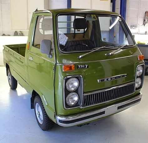 Japanese Mini Truck, Japanese Truck, Kei Truck, Mini Trucks 4x4, Amphibious Vehicle, Kei Car, Car Deco, Tiny Cars, Microcar