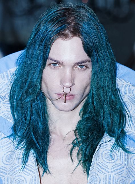 Emil Andersson blue hair Emil Andersson, Long Blue Hair, Vampire Hair, Mermaid Man, Shaved Hair Designs, Asian Cosplay, Attractive People, Long Hair Styles Men, Male Beauty