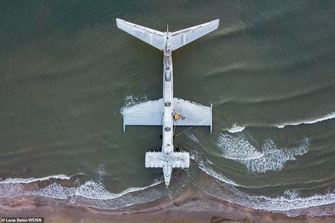 Soviet Navy, Ground Effects, Russian Air Force, Caspian Sea, Experimental Aircraft, Cruise Missile, Sea Monster, Flying Boat, Sea Monsters