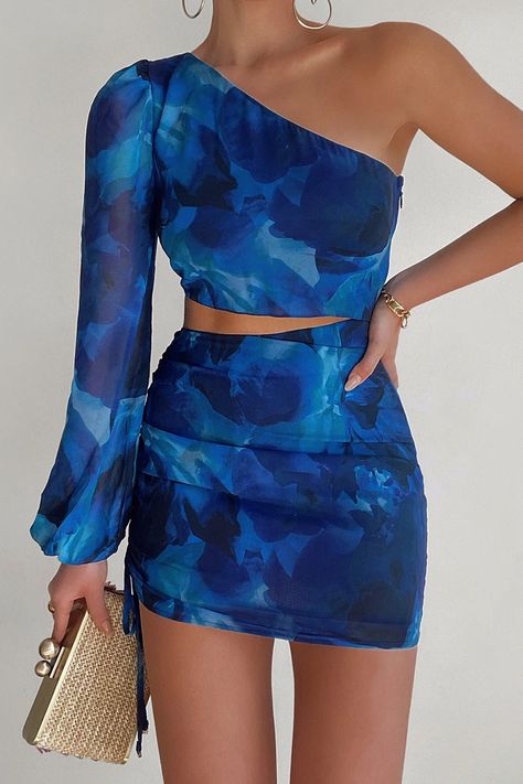 Blue Watercolor Floral, Cocktail Dress Wedding, Tie Dye Crop Top, Blue Cocktail Dress, Top Skirt Set, Satin Heels, Suspender Skirt, Crop Top Skirt, Asymmetrical Neckline