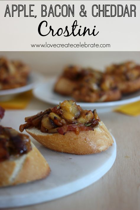 Apple, Bacon, & Cheddar Crostini Cake With Ice Cream, Ice Cream Caramel, Crostini Toppings, Crostini Recipe, Crostini Appetizers, Caramel Apple Dip, Party Bites, Chocolate Bacon, Cream Caramel