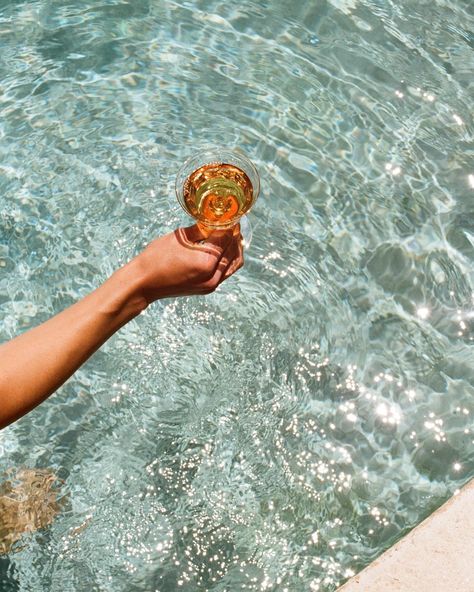 Drinking our orange wine feels like spending all day in the pool with zero f*cks given 💦✌️ Drinks By The Pool, Shoot Moodboard, Orange Wine, Pool Side, Pool Water, In The Pool, Wine Drinks, The Pool, Pool