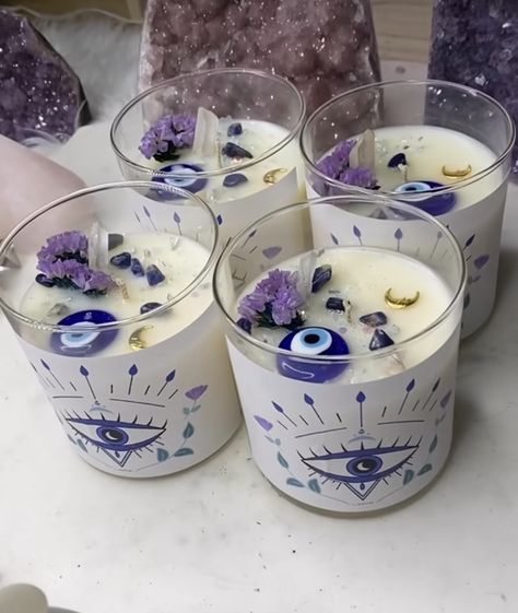 Homemade Natural Candles, Witchy Candles, Handmade Candles Diy, Gemstone Candles, Velas Candles, Wellness Shop, Diy Candles Homemade, Homemade Scented Candles, Candle Projects