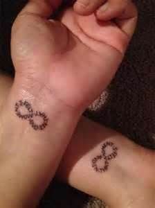 Infinity symbol -with each others name and our wedding date #cute #idea Married Rings, Bird Silhouette Tattoos, Infinity Couple Tattoos, Couple Tattoos Love, Tattoo Number, Tattoo Quotes For Men, Best Couple Tattoos, Matching Best Friend Tattoos, Small Couple Tattoos