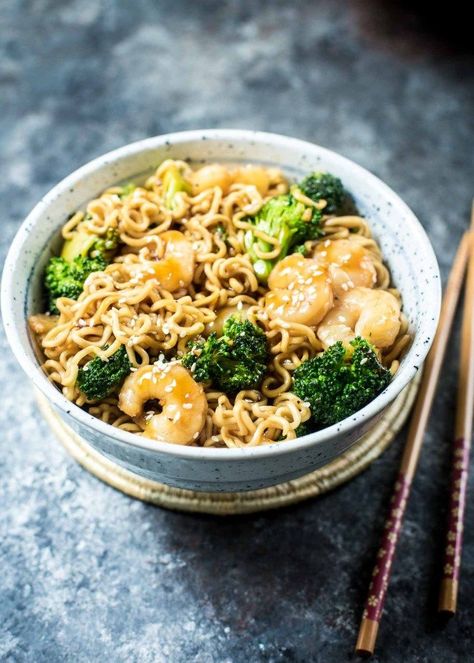 30 Minute Shrimp Teriyaki Noodle Bowls Shrimp Teriyaki, Noodles Shrimp, Teriyaki Noodles, Shrimp Broccoli, Teriyaki Shrimp, Broccoli Sauteed, Shrimp Noodles, Shrimp And Broccoli, Fresh Broccoli