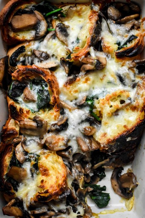 Savory Croissant, Croissant Casserole, Croissant Recipes, Breakfast Carbs, Mushroom Spinach, Mushroom Casserole, Thanksgiving 2022, Croissant Recipe, French Recipes