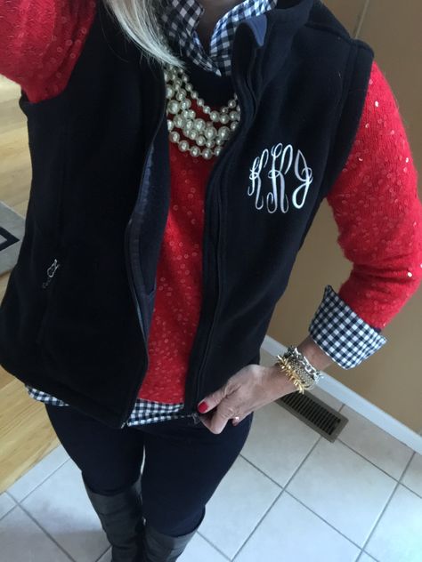 OOTD.....my favorite new monogram vest from Marley Lilly. Monogram Vest, Marley Lilly, 60 Fashion, Classy Casual, Black Vest, Vest Outfits, Fall Fashion Outfits, Preppy Outfits, Fall Winter Outfits