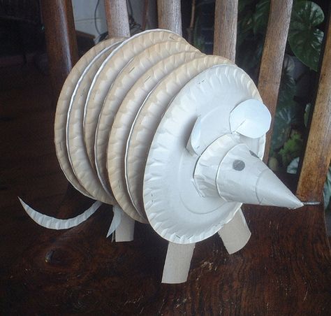 armadillo paper plate craft - Google Search Monumental Vbs 2022 Decorations, Armadillo Craft, Monumental Vbs 2022, Wild West Decorations, Western Vbs, Monumental Vbs, Wild West Crafts, Armadillo Art, Paper Crafts Ideas