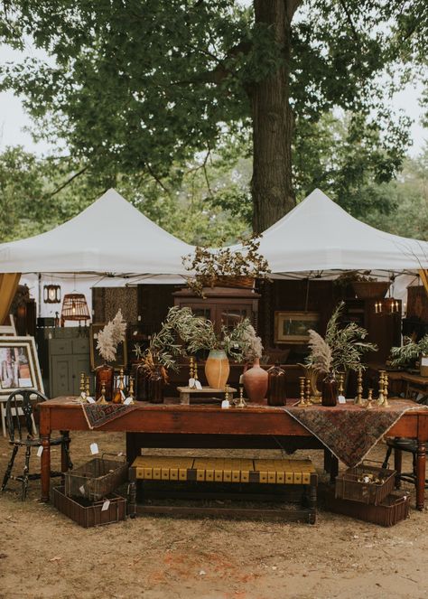 Vintage Markets Display, Found Cottage, Vintage Market Booth, The Found Cottage, Christmas Market Stall, Olive Oil Jar, Farmers Market Booth, Farmers Market Display, Liz Marie