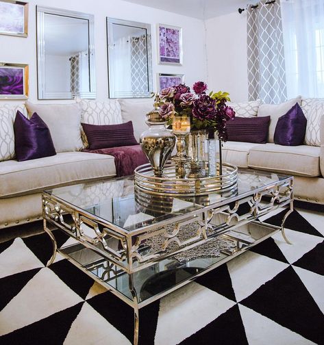 Center Table Decoration, Coffee Table Designs, Modern Glam Living Room, Glamorous Living Room, Center Table Decor, Glamorous Living, Center Table Living Room, Luxury Coffee, Luxury Coffee Table