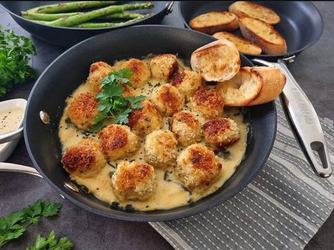 Crispy Chicken Meatballs with Honey Mustard Sauce Sourdough Ingredients, Chicken Mince, Cooking Cream, Panko Crumbs, Goodbye Summer, Induction Cookware, Honey Mustard Sauce, Mustard Sauce, Meatballs Recipe