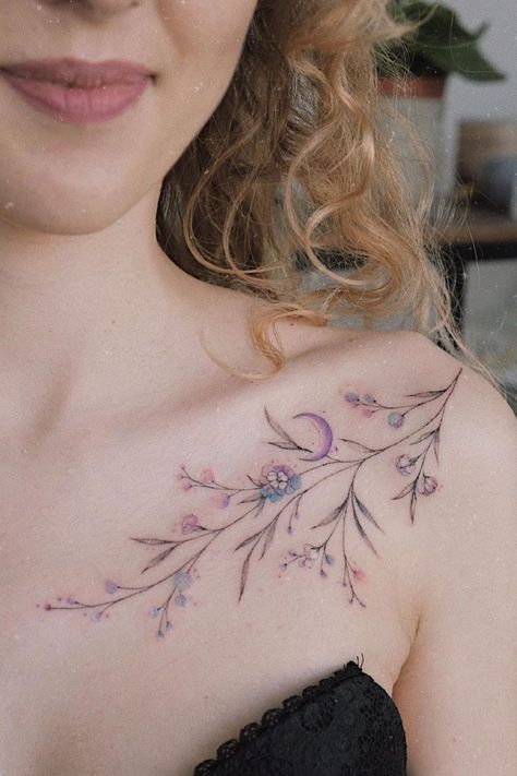 Collarbone Flower Tattoo, Under Collar Bone Tattoos, Collarbone Tattoo Ideas, Clavicle Tattoo, Collarbone Tattoo, Bone Tattoos, Flower Tattoo Shoulder, Tatuaje A Color, Clothing Aesthetic