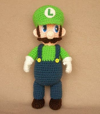 WolfDreamer: luigi Mario Crochet, Haken Baby, Amigurumi Free Pattern, Crochet Dolls, Amigurumi Doll, Crochet Animals, Stuffed Toys Patterns, Mario Bros, Yarn Crafts