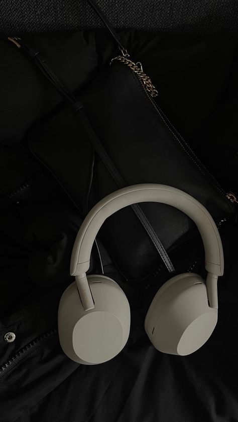 #sony #headphones #minimalist #aesthetic #darkaesthetics #fashion #bag #sandroparis #sandro fashion loreal cream #cream high quality #thatgirl thatgirl tiktok #tiktok Loreal Cream, Sony Headphones, Sandro Paris, Girly Accessories, Minimalist Aesthetic, Headphones, Cream, High Quality