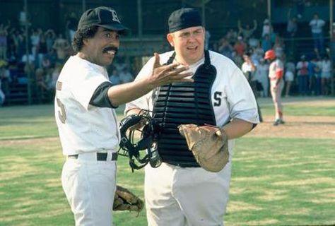 Hackensack Bulls pitcher Montgomery 'Monty' Brewster & catcher Spike Nolan in "Brewster's Millions" (1985), played by Richard Pryor & John Candy respectively John Candy Movies, Baseball Movies, John Candy, Richard Pryor, Great Comedies, Sports Images, Free Sport, Baseball Game, Comedy Films