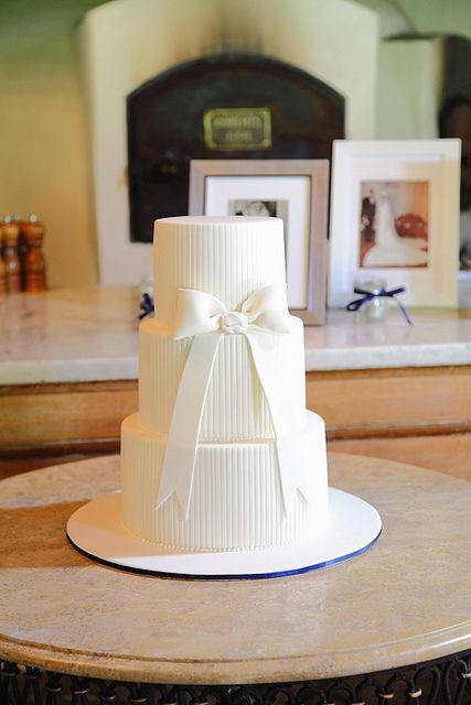 so neat White On White Wedding Cake, Bow Wedding Cake, Striped Wedding Cake, Bow Wedding Cakes, Wedding Cake Ribbon, 4 Tier Wedding Cake, Wedding Cake Pearls, 3 Tier Wedding Cakes, Bow Cakes