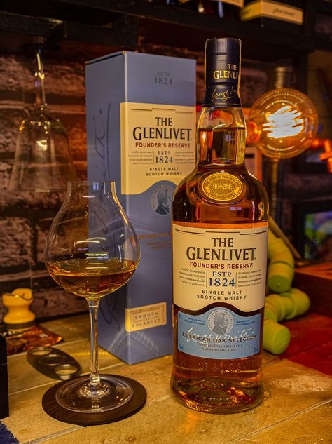 The Glenlivet founder's reserve single malt scotch whisky The Glenlivet, Rare Whiskey, Nice Good Morning Images, Whisky Drinks, Alcohol Bottles, Cigars And Whiskey, Coffee Drink Recipes, Rest And Relaxation, Scotch Whisky