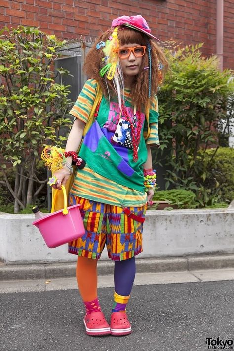 Ugly Outfits Funny, Weird Fashion Outfits, Sacred Clown, Wacky Tacky Day, Wacky Outfits, Tacky Day, Lucy Costume, Kawaii Street Fashion, Pop Kei