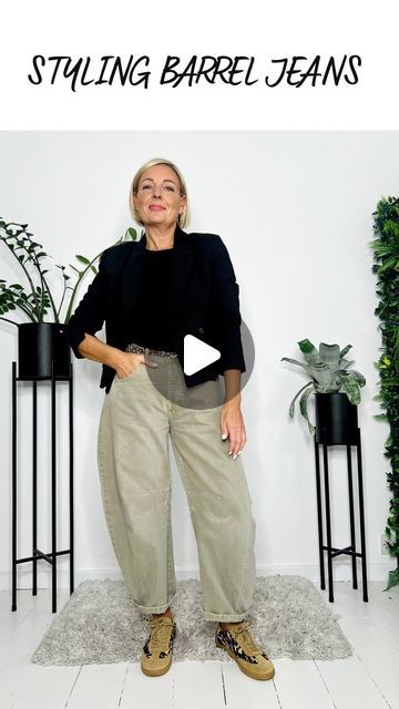 Claire Hall on Instagram: "If you find barrel jeans tricky to style - start with these 4 simple tips:  1. Show your waist - tuck in tops/wear a belt 2. Create some balance in your upper outfit (this could be cap sleeves, structured shoulders, a square neck…) 3. Show some ankle - or wear boot with a slim fitting shaft 4. Style with short or long jackets, nothing that sits at the full part of the barrel leg  Hope you find this helpful 🥰  Jeans @freepeopleeu * T-shirts @amazonuk * Leopard trainers @airandgrace * High tops @nike  Long blazer @allsaints  Cropped blazer @phaseeight * * AD/PR Products  #clairehallstyletips #clairehallstyle #stylingbarreljeans #howtostyle #barreljeans #stylistuk #personalstylecoach" Khaki Barrel Pants Outfit, Carrot Jeans Woman Outfit, Barrel Jeans Outfit Fall, How To Style Barrel Jeans, High Top Nike Outfit, Barrel Leg Jeans Outfit, Barrel Pants Outfit, Cropped Flare Jeans Outfit, Barrel Jeans Outfit